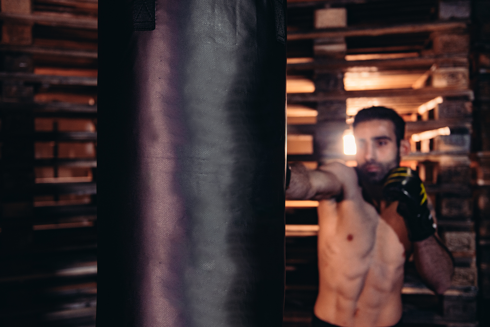 Poksikott-Tunturi-Classic-Boxing-Bag-100-cm-Incl.-Chain-10