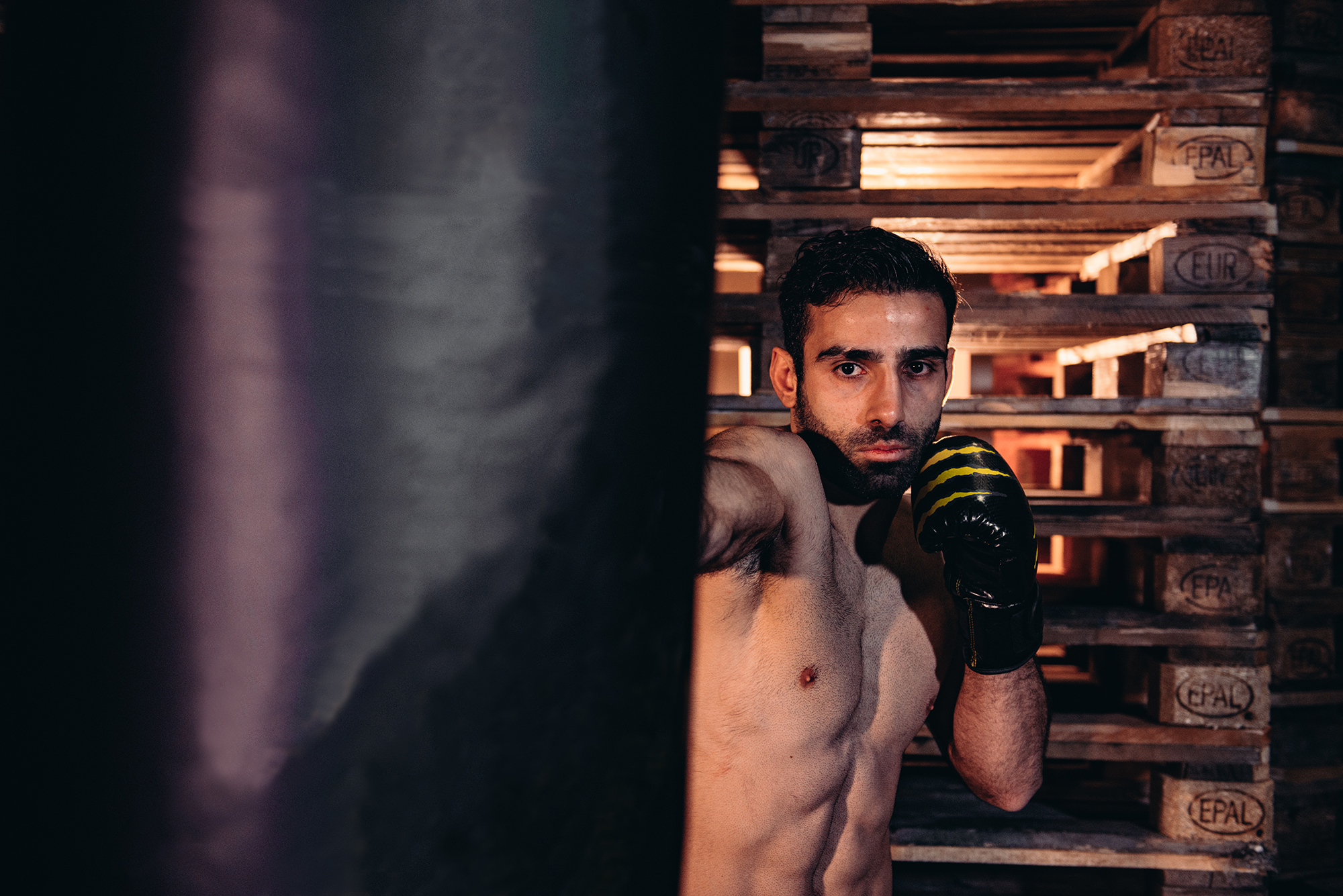 Poksikott-Tunturi-Classic-Boxing-Bag-100-cm-Incl.-Chain-9