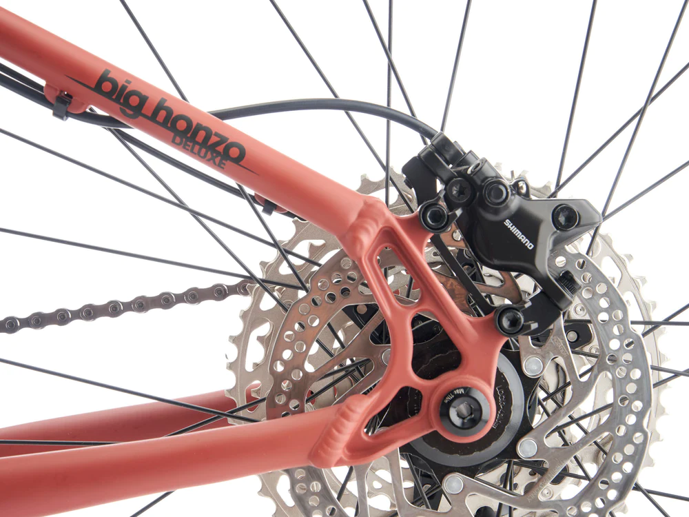 Kona_BigHonzoDL_2023-Red-8