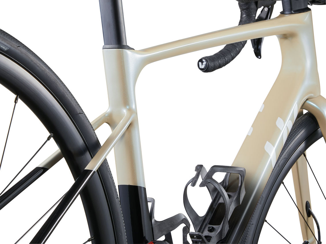 Liv_AvailAdv1_2024-Shoreline-4