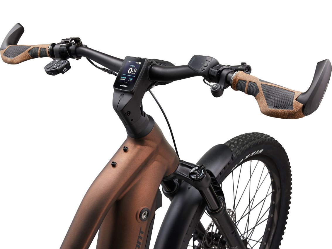 Giant_StormguardE1_HematiteBlack-5