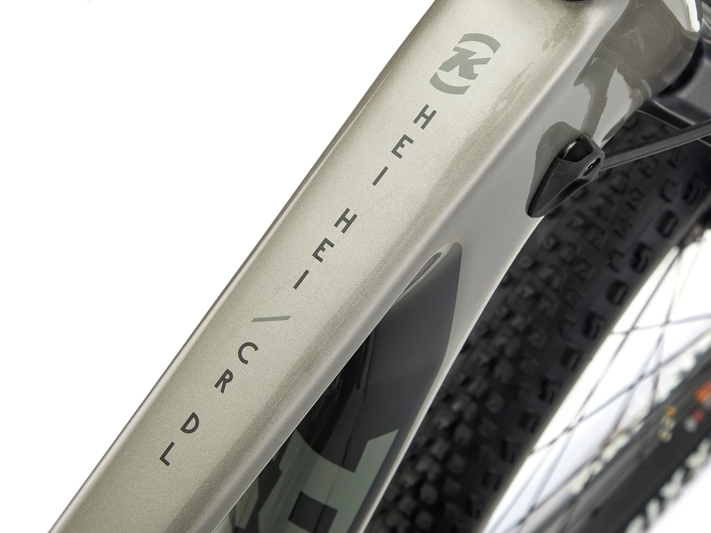 Kona_HeiHeiCRDL_2023-Grey-4