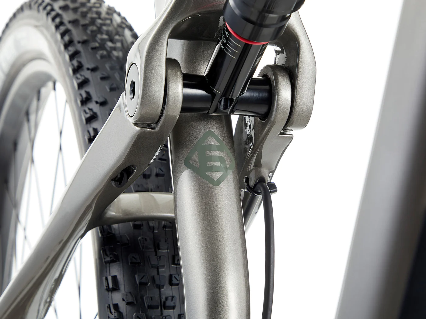 Kona_HeiHeiCRDL_2023-Grey-7