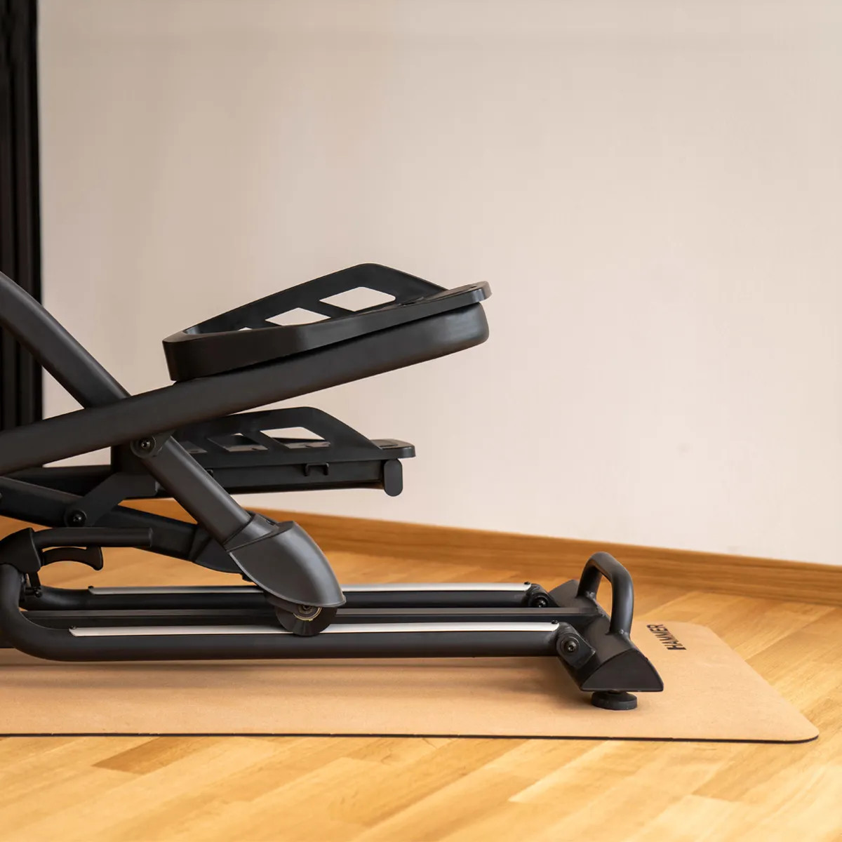 alusmatt-HAMMER-Protective-Floor-Mat-L_4