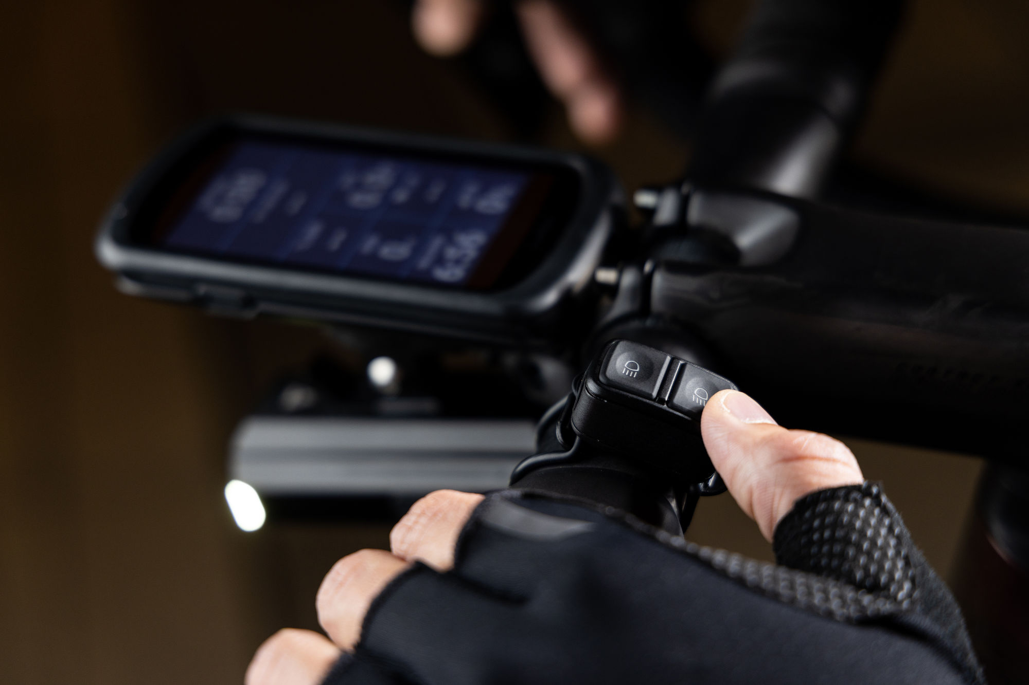 esituli_Giant_Recon_HL1400-7