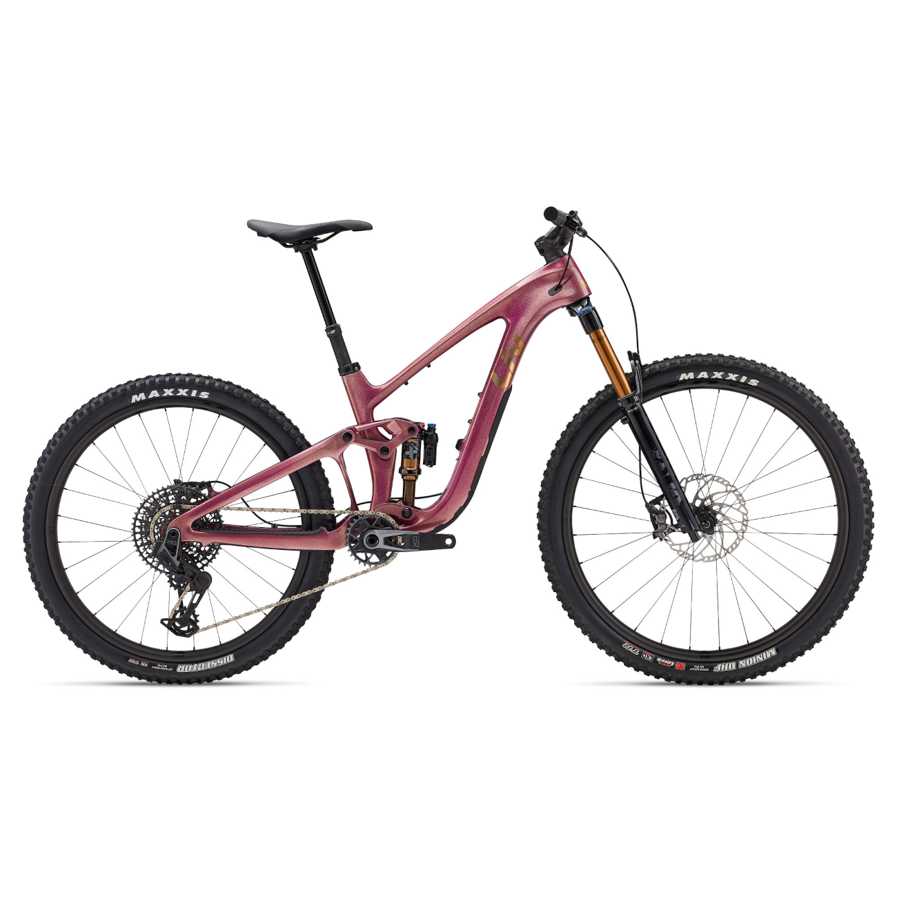 naistemaastikuratas_Liv_IntrigueXAdv0_2024-MulberryGlitter