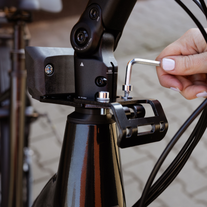 Raamikinnitus lastetoolile (ette) URBAN IKI MTB/ATB Adapter - Image 3